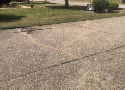 concrete-cracks-in-driveway