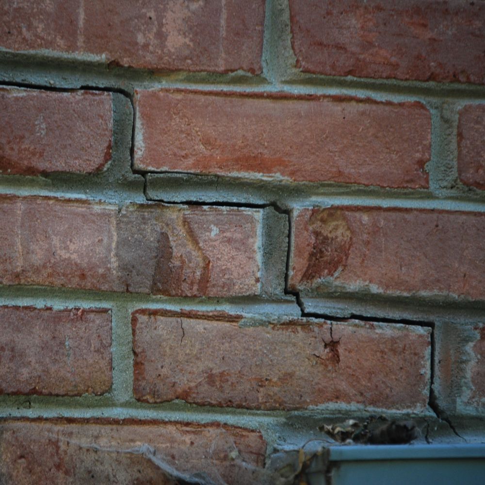 Foundation Repair - Brick Crack - Before