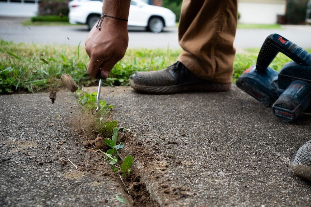 How to Repair Cracks in a Concrete Driveway: 2026 DIY Guide